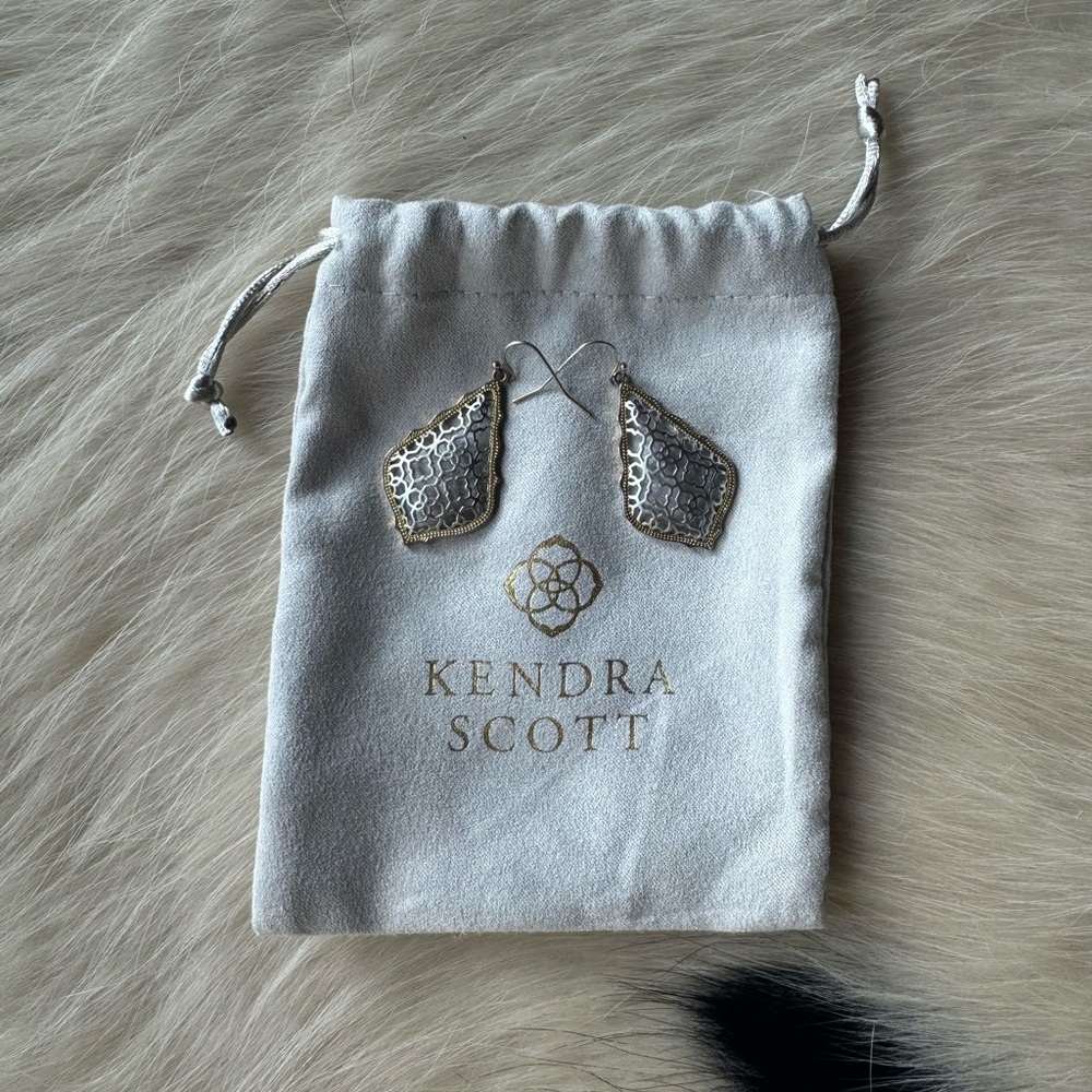 Kendra Scott Aiden drop earring